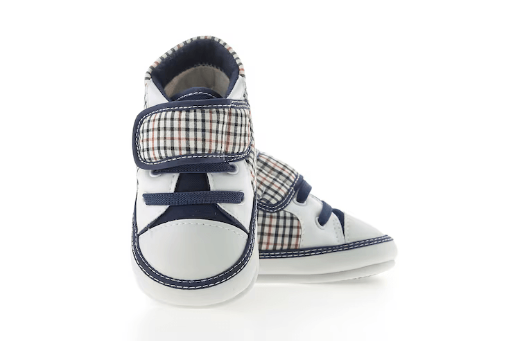 Kids Sports Shoes